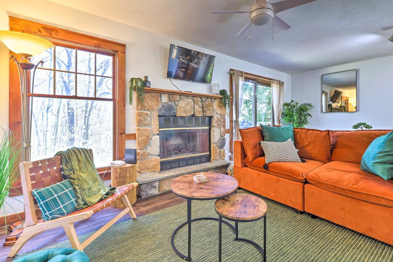 Pocono Retreat, 1 Mi To State Park And Ski Access! تانيرسفيل المظهر الخارجي الصورة